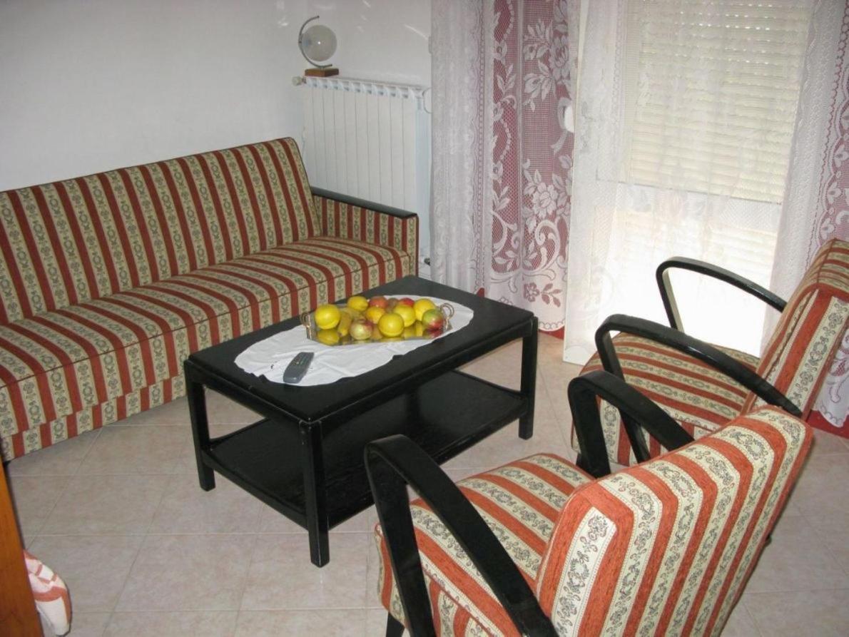 Apartment Sukosan 14742A Εξωτερικό φωτογραφία